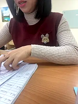 Snapshot of -NhaKy22 chatting on 27, 11, 2025 -NhaKy22 online show from 27, 11, 2025