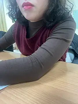 Snapshot of -NhaKy22 chatting on 2, 2, 2026 -NhaKy22 online show from 2, 2, 2026