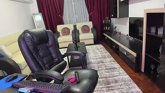 Ella sweety00 online show from 7, 3, 2026