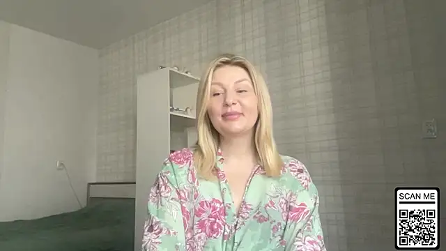 Blondie xoxoxo online show from 20, 2, 2026