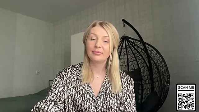 Blondie xoxoxo online show from 23, 4, 2026