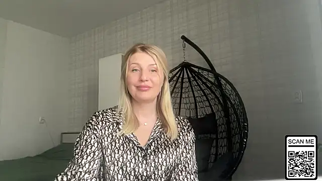 Blondie xoxoxo online show from 23, 4, 2026