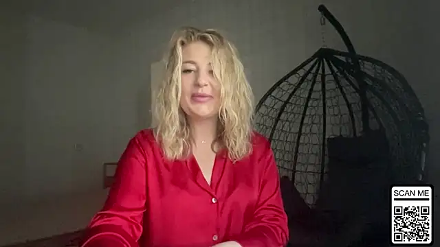 Snapshot of Blondie_xoxoxo chatting on 13, 6, 2026 Blondie xoxoxo online show from 13, 6, 2026