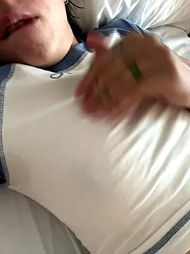 Snapshot of Kitty5348 chatting on 9, 10, 2025 Kitty5348 online show from 9, 10, 2025