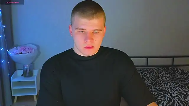 kittenmurr online show from 30, 10, 2025