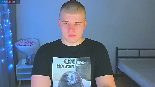 kittenmurr online show from 6, 11, 2025