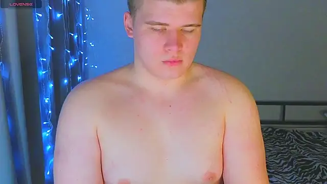 kittenmurr online show from 17, 12, 2025