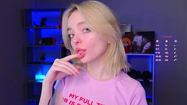 ShizukaBlanche online show from 15, 9, 2025