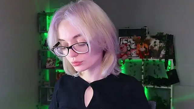 ShizukaBlanche online show from 25, 9, 2025