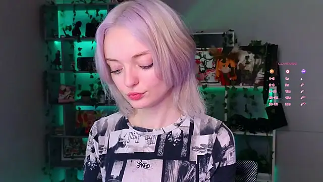 ShizukaBlanche online show from 26, 9, 2025