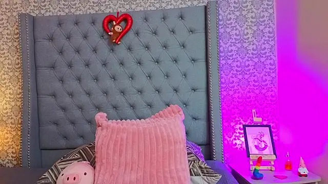 Abby roussee online show from 25, 2, 2026