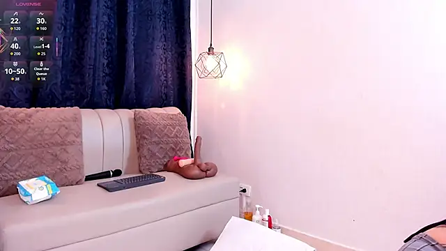 Snapshot of natasha_moreno chatting on 9, 10, 2025 natasha moreno online show from 9, 10, 2025