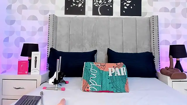 Snapshot of natasha_moreno chatting on 7, 3, 2026 natasha moreno online show from 7, 3, 2026