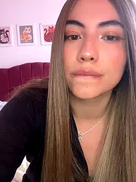 Snapshot of Jadee_grey chatting on 10, 9, 2025 Jadee grey online show from 10, 9, 2025