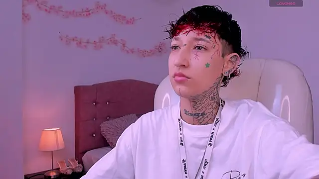 Luci Rose online show from 28, 4, 2026