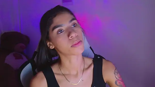 BrunetteAdams001 online show from 11, 2, 2026