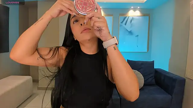 AyshelBrown online show from 25, 2, 2026