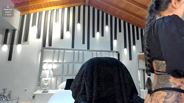 MilaColeman online show from 26, 4, 2026