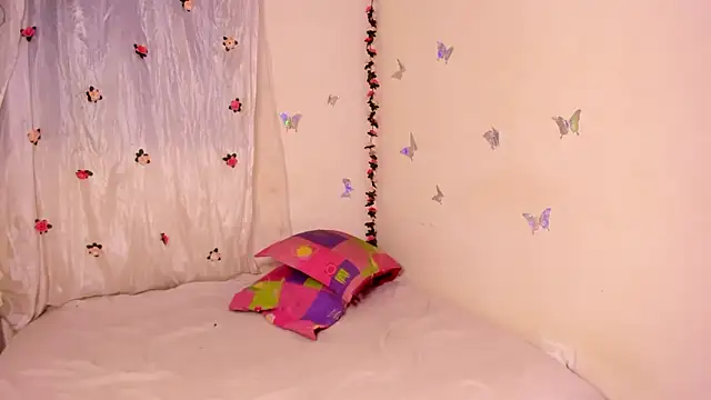 EVELYNN LUXX online show from 25, 4, 2026