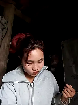 Snapshot of EllyBaby20 chatting on 3, 11, 2025 EllyBaby20 online show from 3, 11, 2025