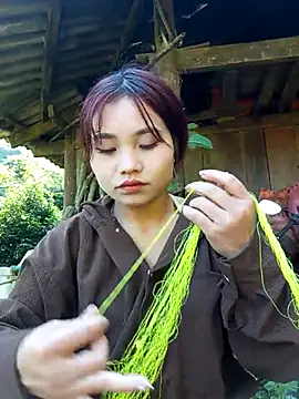 Snapshot of EllyBaby20 chatting on 25, 11, 2025 EllyBaby20 online show from 25, 11, 2025