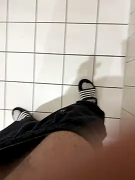 Snapshot of Dicksxd chatting on 22, 12, 2025 Dicksxd online show from 22, 12, 2025