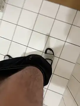 Snapshot of Dicksxd chatting on 5, 1, 2026 Dicksxd online show from 5, 1, 2026