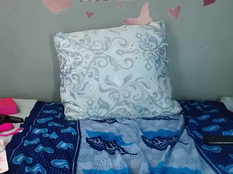 SWEETBERRYxXx online show from 24, 4, 2026