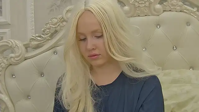 EllieFrosty  online show from 6, 10, 2025