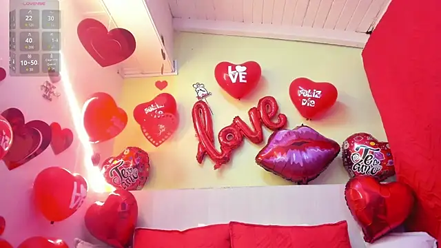 AtheneaArbelaez  online show from 22, 9, 2025