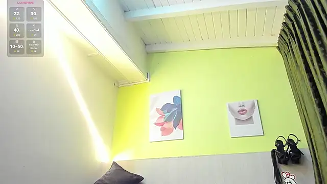 AtheneaArbelaez  online show from 30, 9, 2025