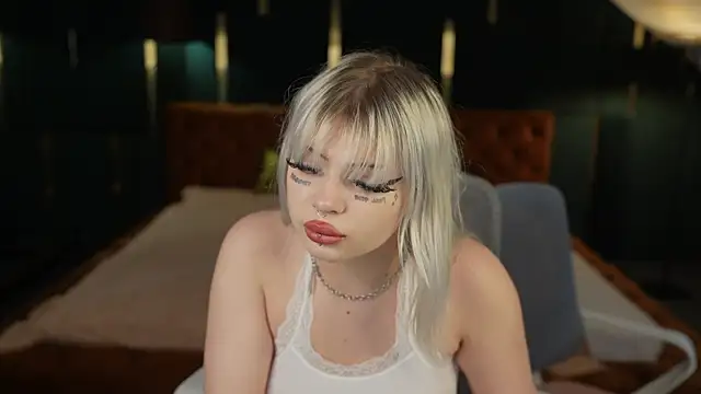 Snapshot of Yuki_sun chatting on 25, 9, 2025 Yuki sun online show from 25, 9, 2025