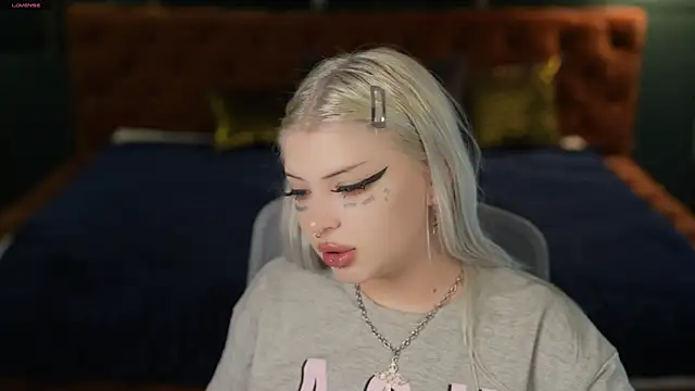 Snapshot of Yuki_sun chatting on 22, 11, 2025 Yuki sun online show from 22, 11, 2025