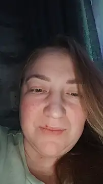 Kiss Eva online show from 22, 12, 2024