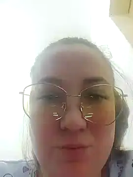 Kiss Eva online show from 10, 1, 2025