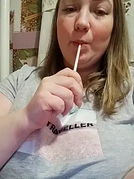 Kiss Eva online show from 15, 2, 2025