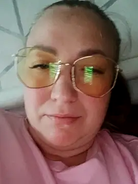 Kiss Eva online show from 1, 10, 2025