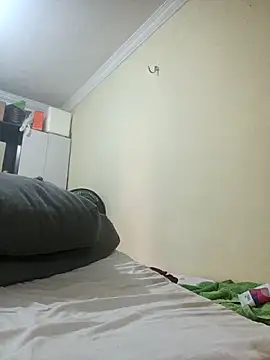 Snapshot of Italo_gay chatting on 12, 10, 2025 Italo gay online show from 12, 10, 2025