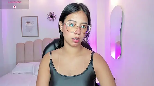 raven stonee online show from 27, 2, 2026