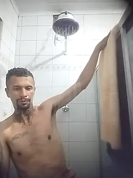 Snapshot of Gabriesex chatting on 8, 11, 2025 Gabriesex online show from 8, 11, 2025