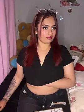 Snapshot of naomirouse_ chatting on 22, 11, 2025 naomirouse online show from 22, 11, 2025