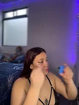 Snapshot of MelissaJhones chatting on 6, 11, 2025 MelissaJhones online show from 6, 11, 2025