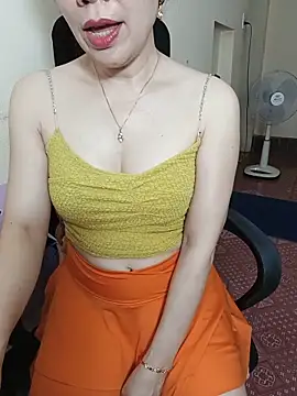 Moona heny online show from 29, 6, 2026
