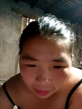 Snapshot of quynhkoolbae chatting on 11, 9, 2025 quynhkoolbae online show from 11, 9, 2025