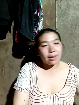 Snapshot of quynhkoolbae chatting on 21, 9, 2025 quynhkoolbae online show from 21, 9, 2025