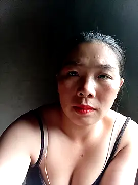 Snapshot of quynhkoolbae chatting on 30, 9, 2025 quynhkoolbae online show from 30, 9, 2025