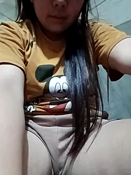 quynhkoolbae online show from 19, 4, 2026