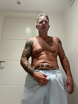 mrlovinhusband online show from 4, 8, 2026