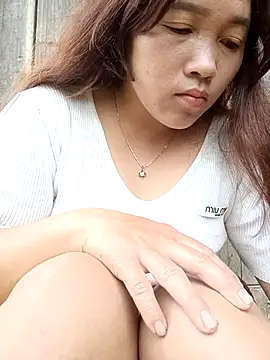 miumiu 00 online show from 9, 9, 2025