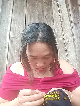 Snapshot of miumiu_00 chatting on 11, 2, 2026 miumiu 00 online show from 11, 2, 2026